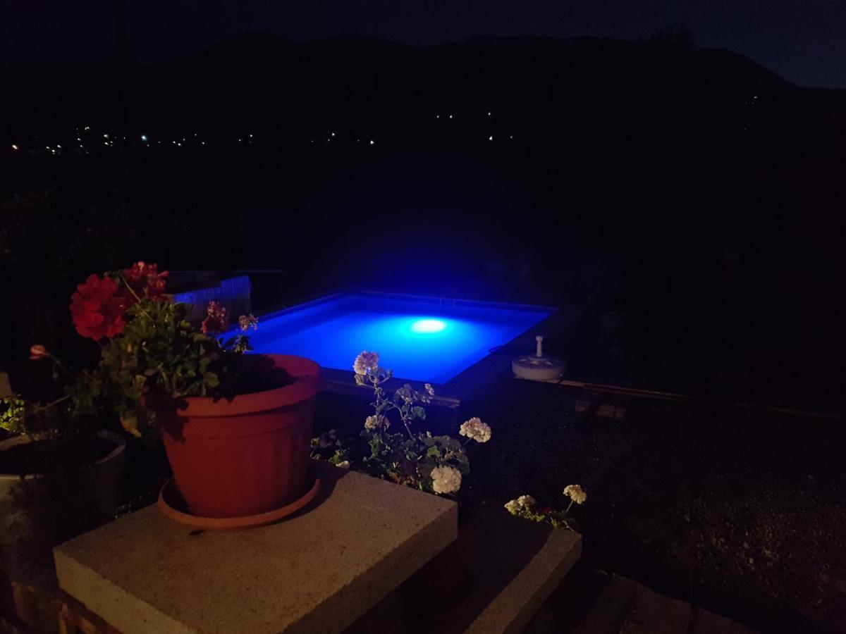 Къща За Гости Каза Роза - Swiss Style Chalet Casa Rosa Guest House Kyustendil Exterior foto